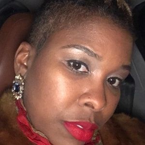 Meet your Posher, Sharona